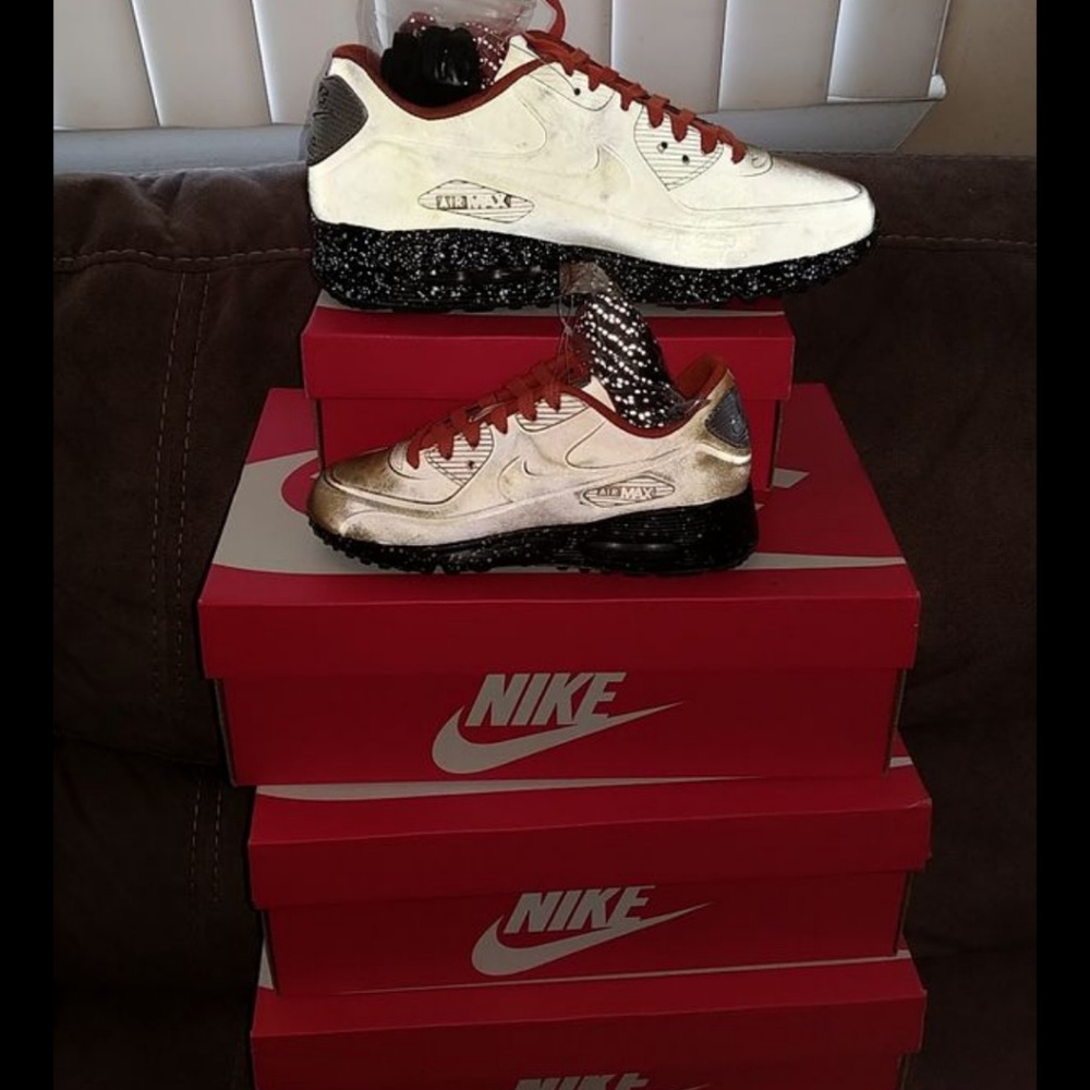 Nike Air Max Mars Landing